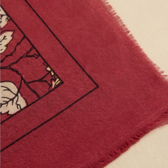 Sezane Pio Scarve - Antoinette Poisson - Picture 5 of 10